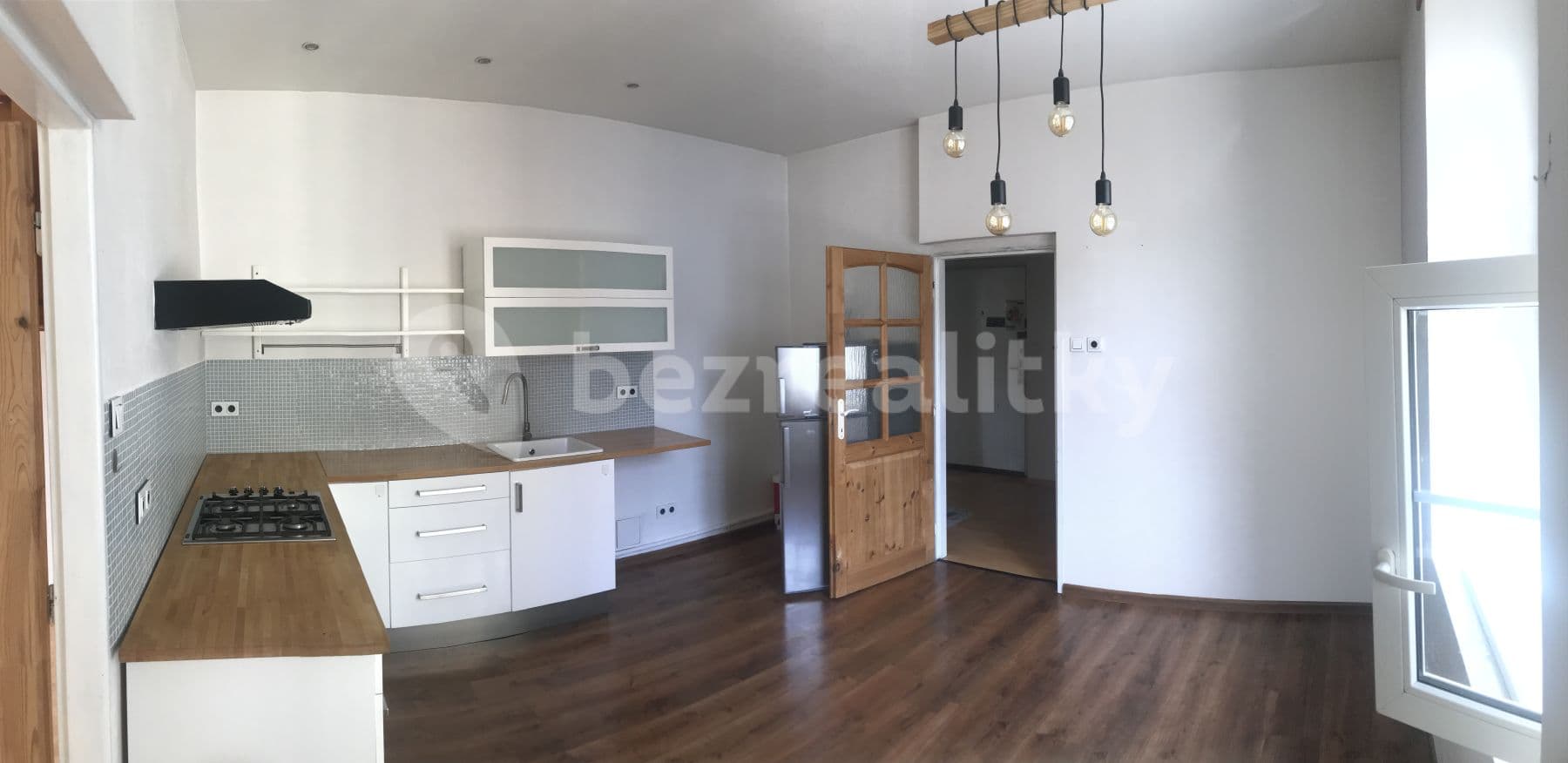 Pronájem bytu 1+1 44 m², Adamovská, Praha, Praha Pronájem bytu 1+1 44 m², Adamovská, Praha, Praha