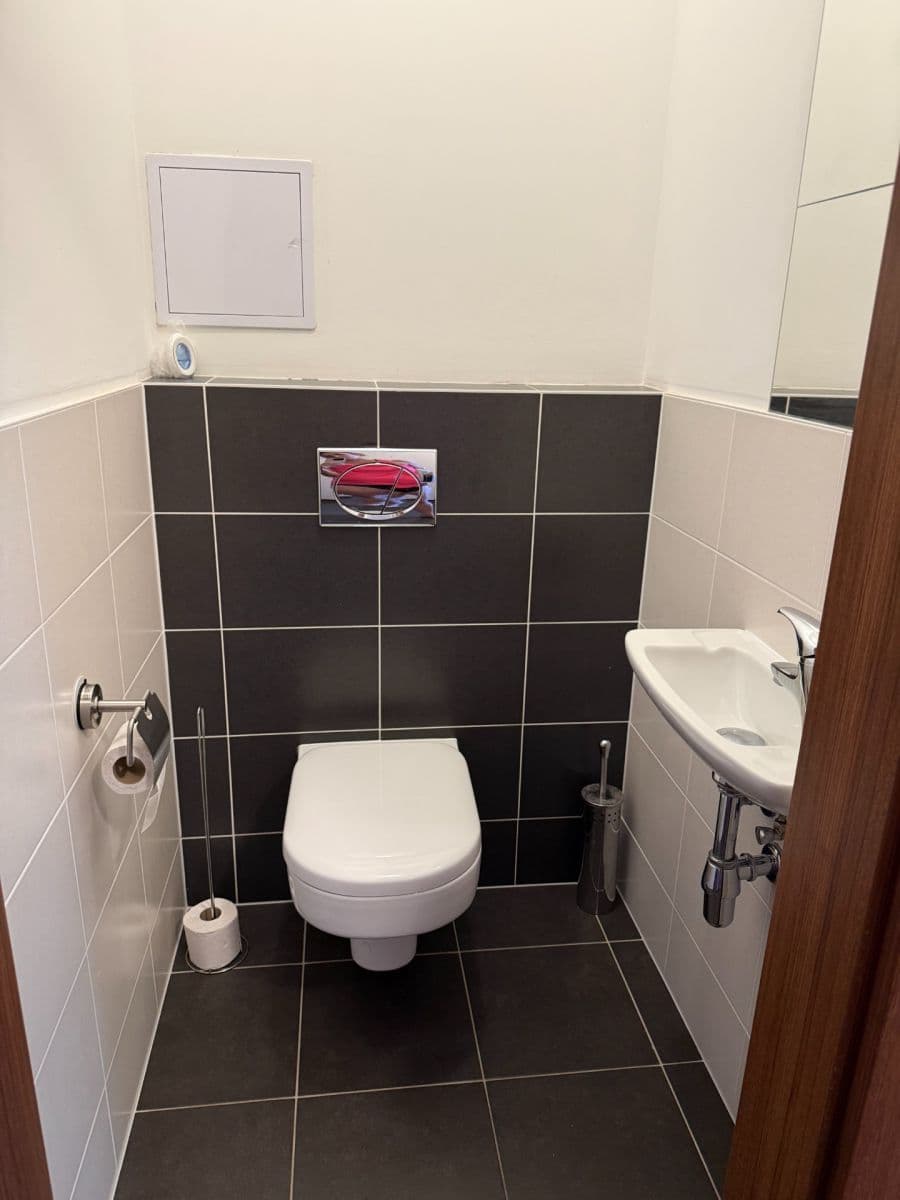 Pronájem bytu 2+kk 52 m², Nárožní, Praha, Praha Pronájem bytu 2+kk 52 m², Nárožní, Praha, Praha
