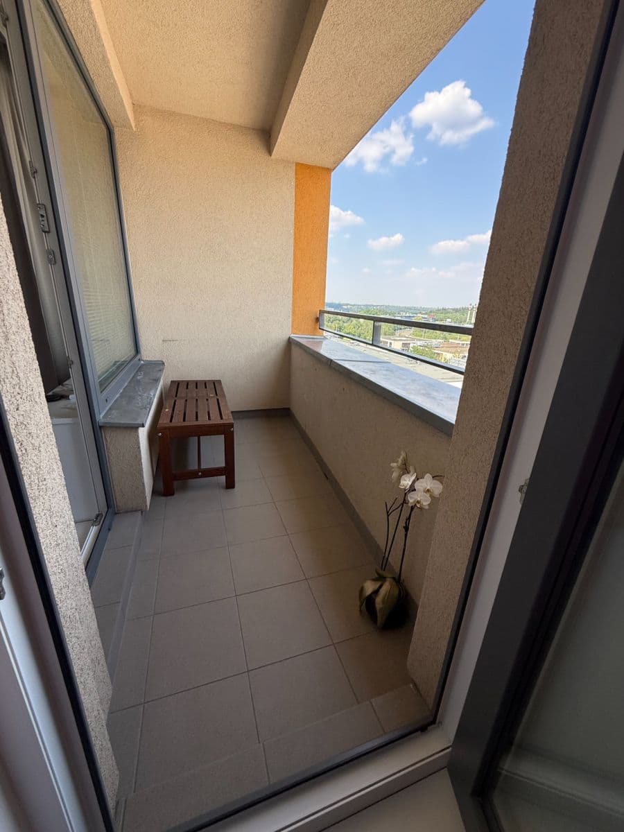 Pronájem bytu 2+kk 52 m², Nárožní, Praha, Praha Pronájem bytu 2+kk 52 m², Nárožní, Praha, Praha