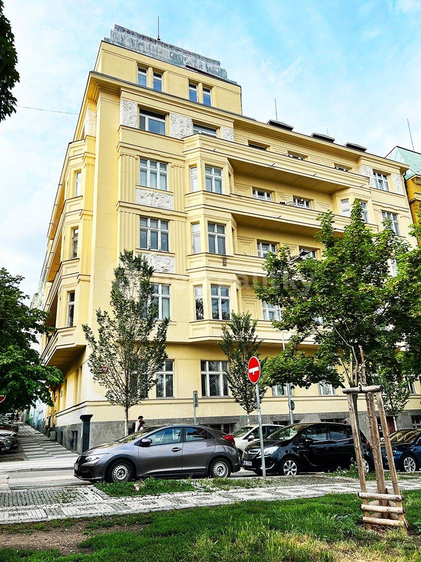 Prodej bytu 3+1 92 m², Chodská, Praha, Praha