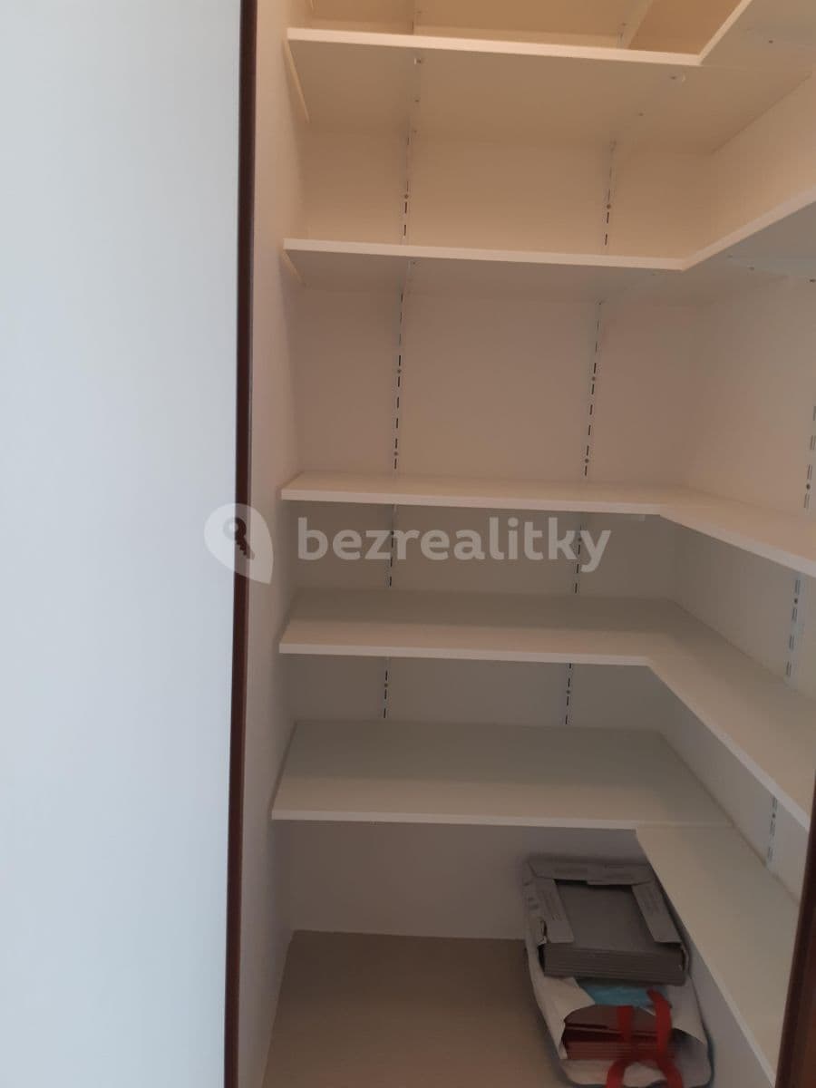 Pronájem bytu 2+kk 41 m², U Hvězdy, Kladno, Středočeský kraj Pronájem bytu 2+kk 41 m², U Hvězdy, Kladno, Středočeský kraj