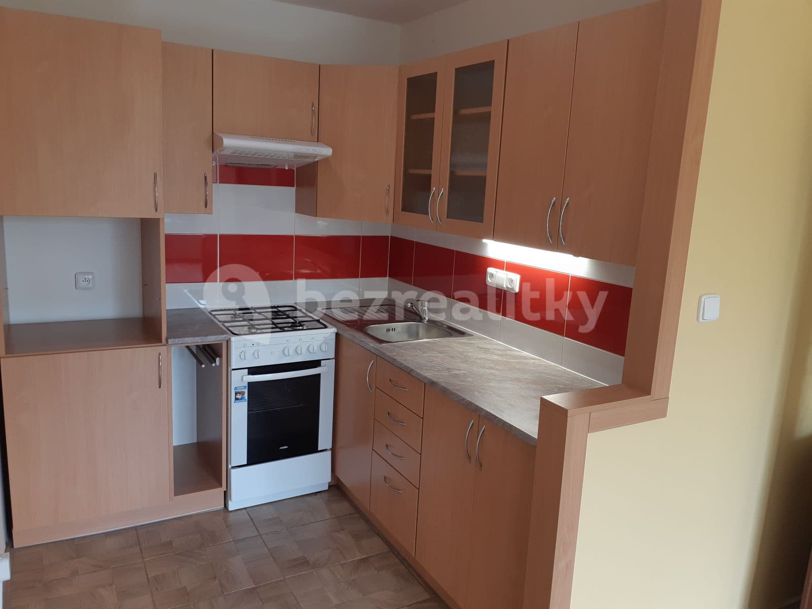 Pronájem bytu 2+kk 41 m², U Hvězdy, Kladno, Středočeský kraj Pronájem bytu 2+kk 41 m², U Hvězdy, Kladno, Středočeský kraj