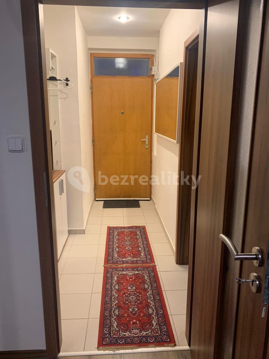 Pronájem bytu 1+1 45 m², Osadní, Praha, Praha Pronájem bytu 1+1 45 m², Osadní, Praha, Praha