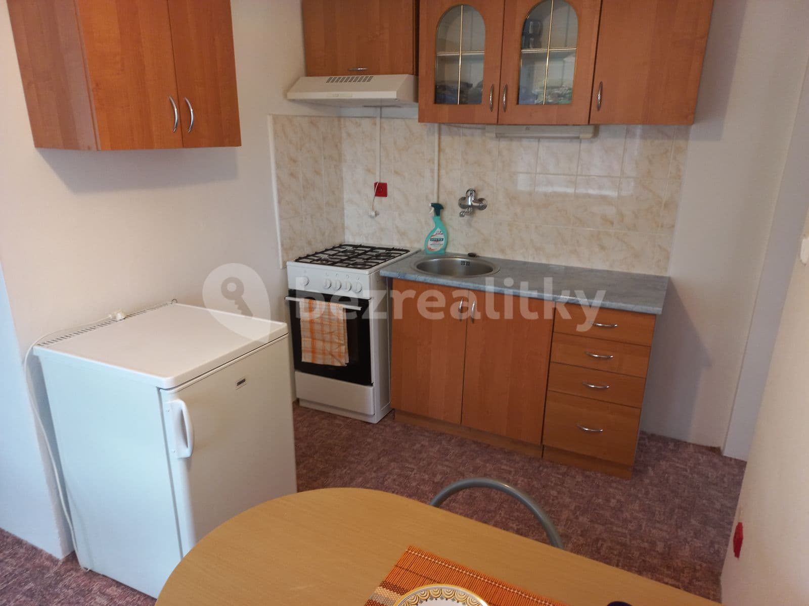 Pronájem bytu 1+1 33 m², Jasmínová, Brno, Jihomoravský kraj Pronájem bytu 1+1 33 m², Jasmínová, Brno, Jihomoravský kraj