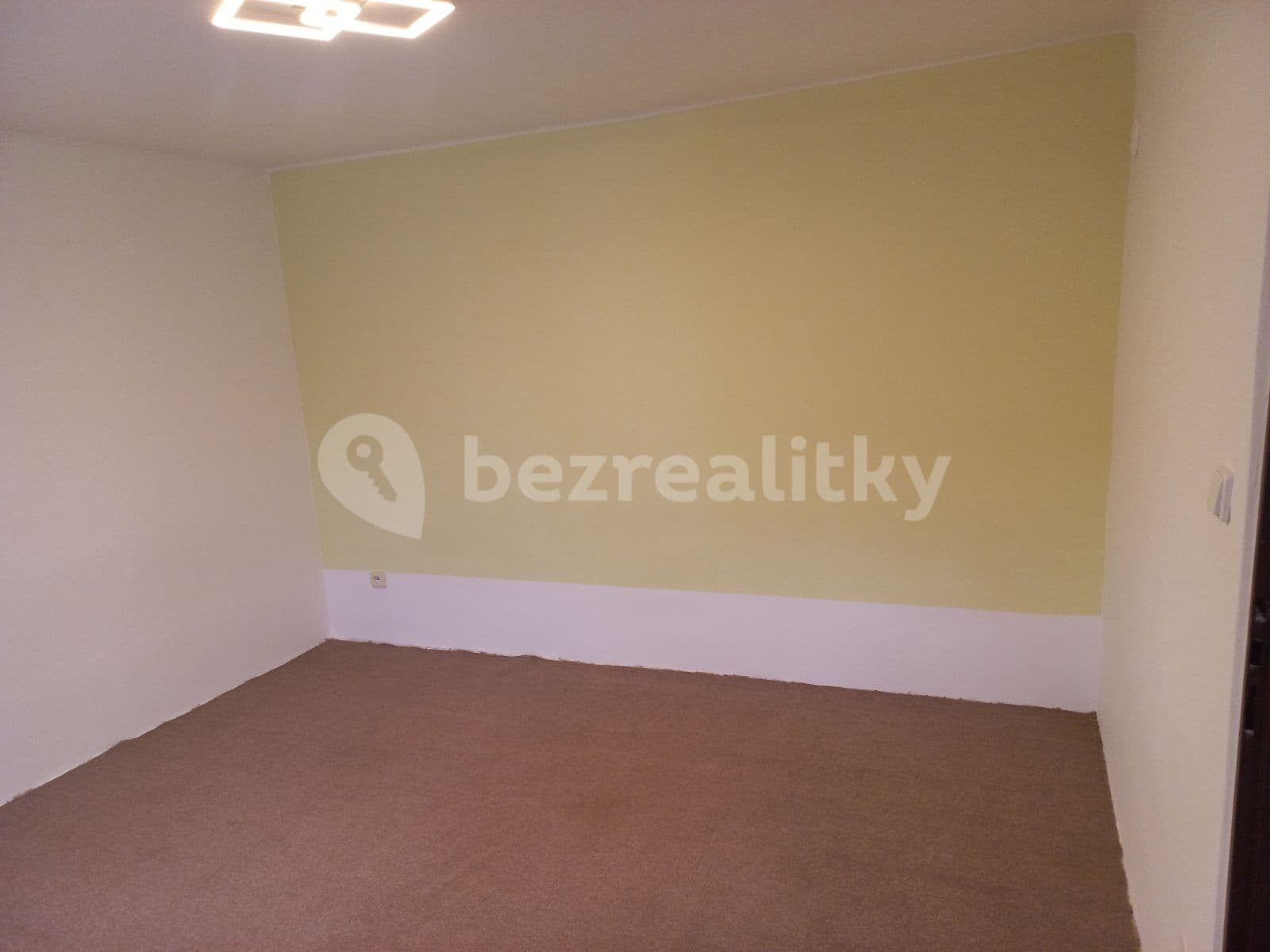 Pronájem bytu 1+1 33 m², Jasmínová, Brno, Jihomoravský kraj Pronájem bytu 1+1 33 m², Jasmínová, Brno, Jihomoravský kraj