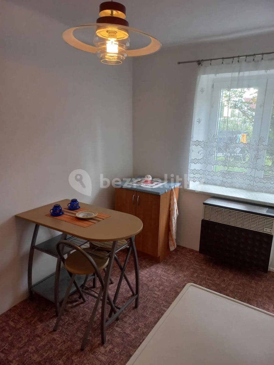 Pronájem bytu 1+1 33 m², Jasmínová, Brno, Jihomoravský kraj Pronájem bytu 1+1 33 m², Jasmínová, Brno, Jihomoravský kraj