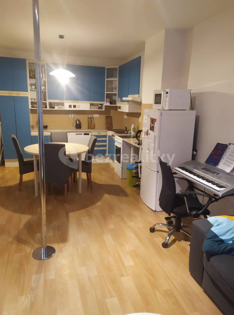 Pronájem bytu 2+kk 48 m², Zderadova, Brno, Jihomoravský kraj Pronájem bytu 2+kk 48 m², Zderadova, Brno, Jihomoravský kraj