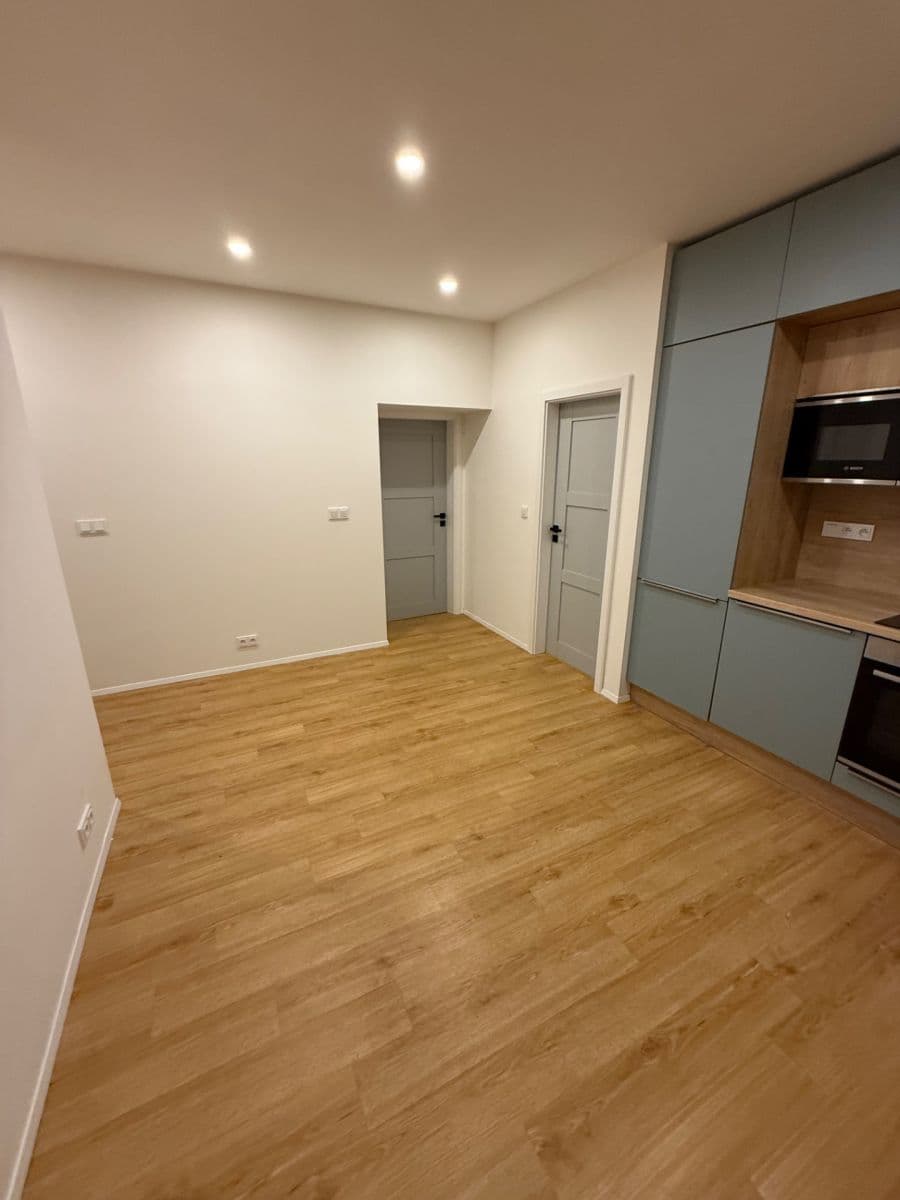 Pronájem bytu 2+1 63 m², Resslova, Ústí nad Labem, Ústecký kraj Pronájem bytu 2+1 63 m², Resslova, Ústí nad Labem, Ústecký kraj