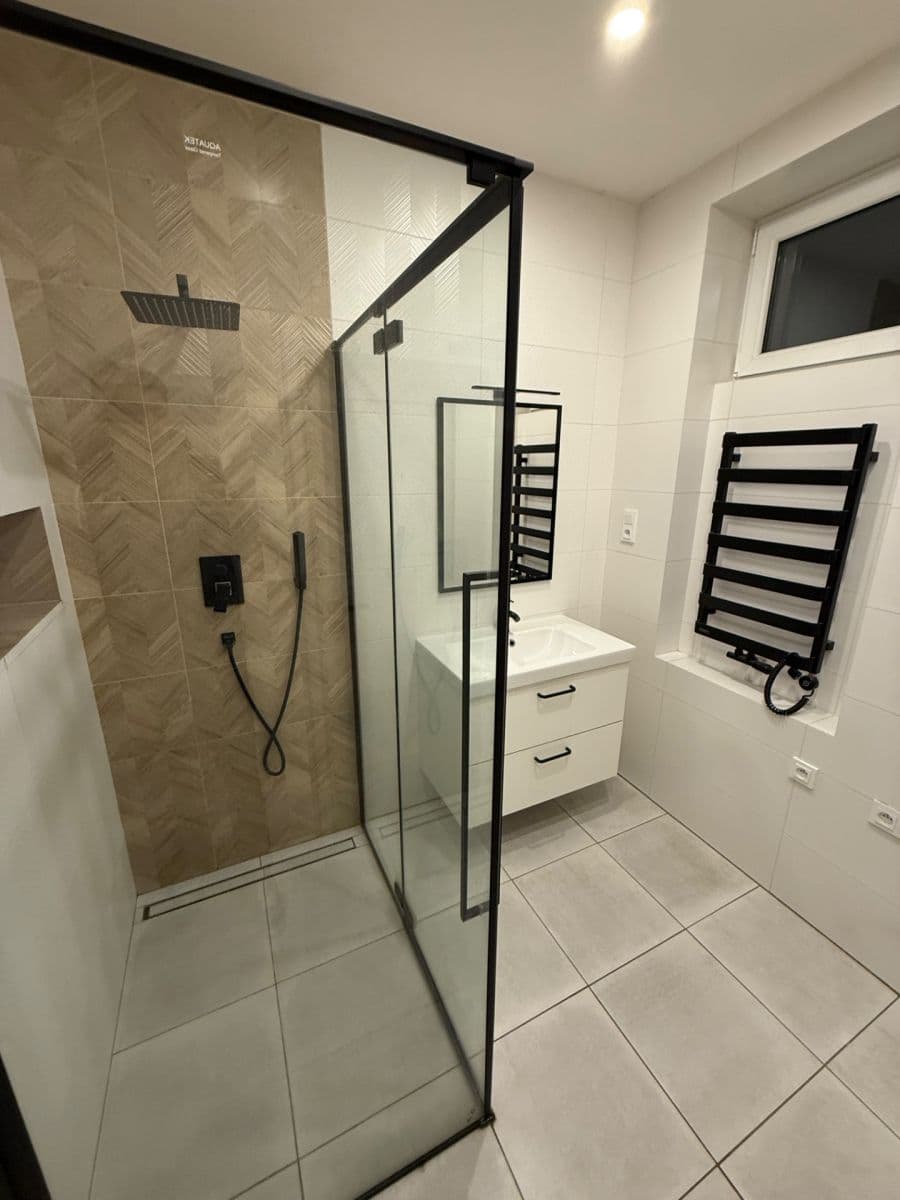 Pronájem bytu 2+1 63 m², Resslova, Ústí nad Labem, Ústecký kraj Pronájem bytu 2+1 63 m², Resslova, Ústí nad Labem, Ústecký kraj