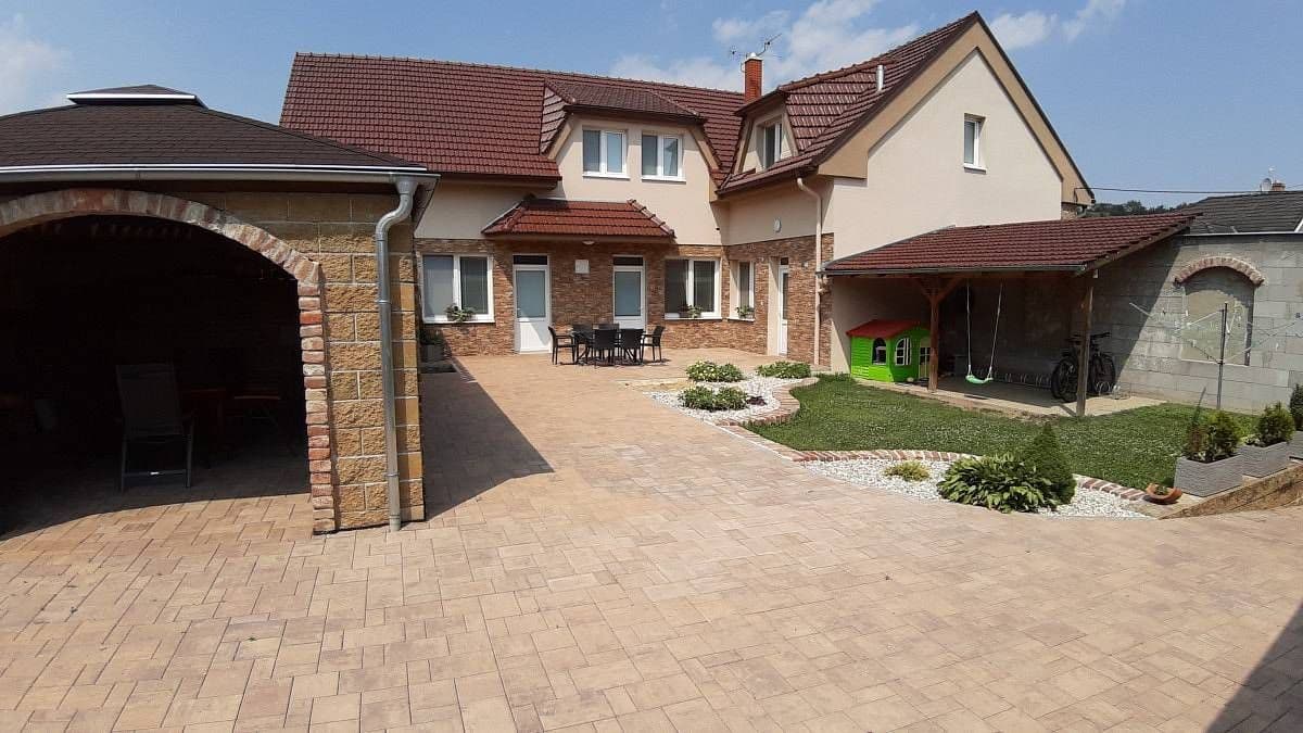 Pronájem chaty, chalupy, Milovice, Jihomoravský kraj Pronájem chaty, chalupy, Milovice, Jihomoravský kraj