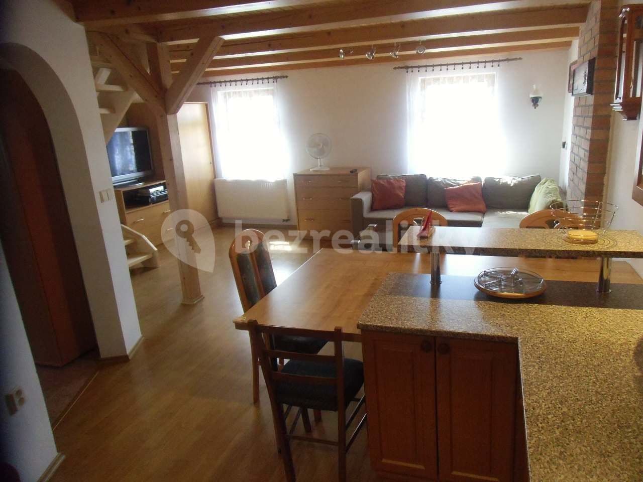 Pronájem chaty, chalupy, Milovice, Jihomoravský kraj Pronájem chaty, chalupy, Milovice, Jihomoravský kraj