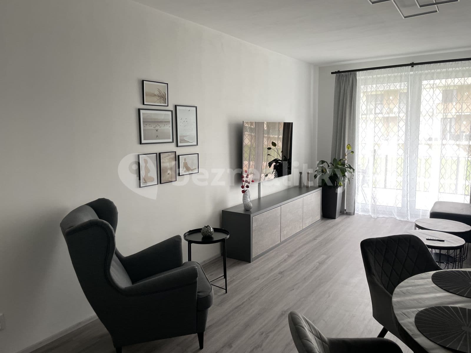 Pronájem bytu 2+kk 65 m², Kunštátská, Poděbrady, Středočeský kraj Pronájem bytu 2+kk 65 m², Kunštátská, Poděbrady, Středočeský kraj