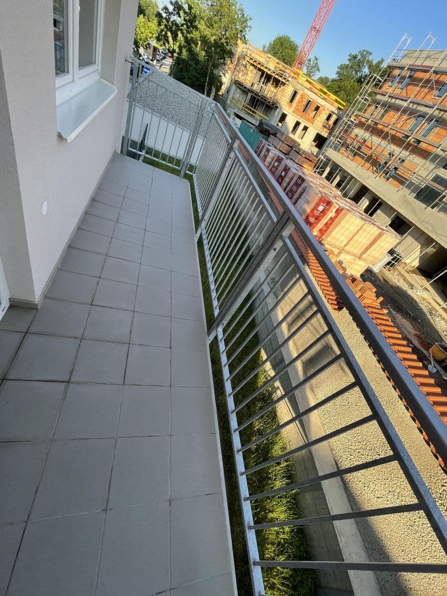 Pronájem bytu 2+kk 60 m², Odolena Voda, Středočeský kraj Pronájem bytu 2+kk 60 m², Odolena Voda, Středočeský kraj