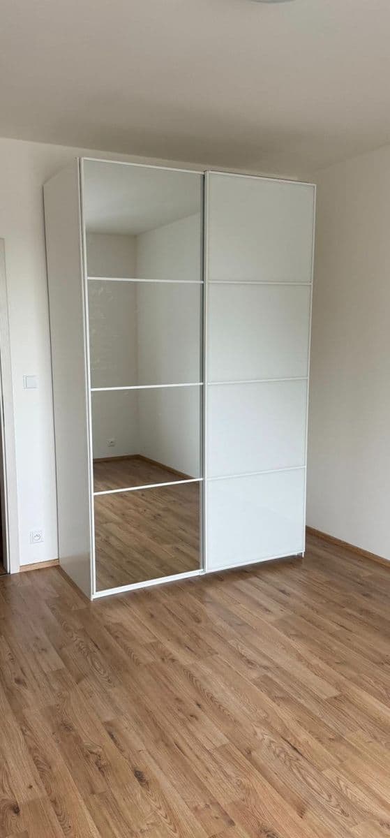 Pronájem bytu 2+kk 60 m², Odolena Voda, Středočeský kraj Pronájem bytu 2+kk 60 m², Odolena Voda, Středočeský kraj