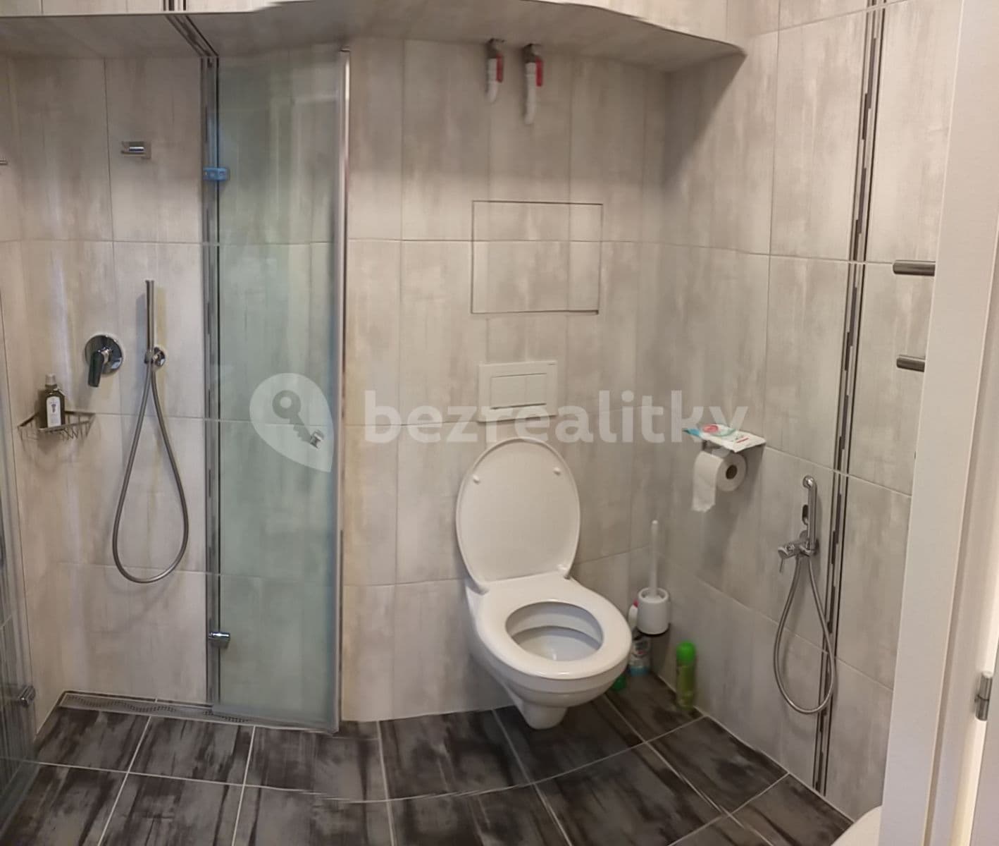 Pronájem bytu 1+kk 25 m², Edisonova, Praha, Praha Pronájem bytu 1+kk 25 m², Edisonova, Praha, Praha