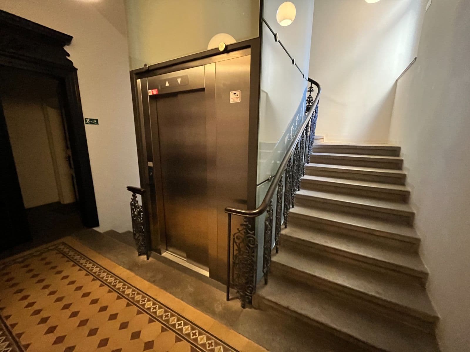 Pronájem bytu 2+kk 45 m², Staropramenná, Praha, Praha Pronájem bytu 2+kk 45 m², Staropramenná, Praha, Praha