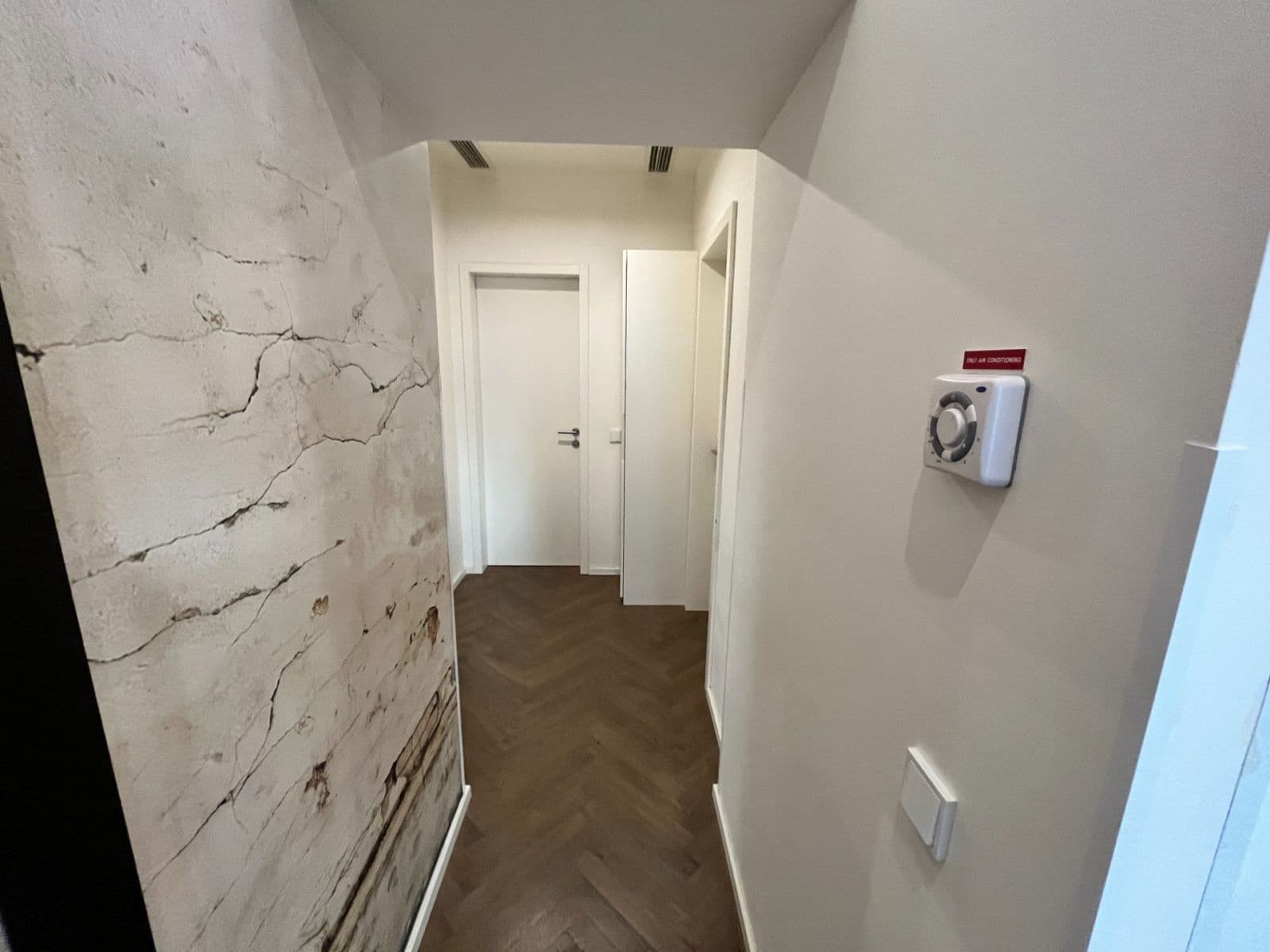 Pronájem bytu 2+kk 45 m², Staropramenná, Praha, Praha Pronájem bytu 2+kk 45 m², Staropramenná, Praha, Praha