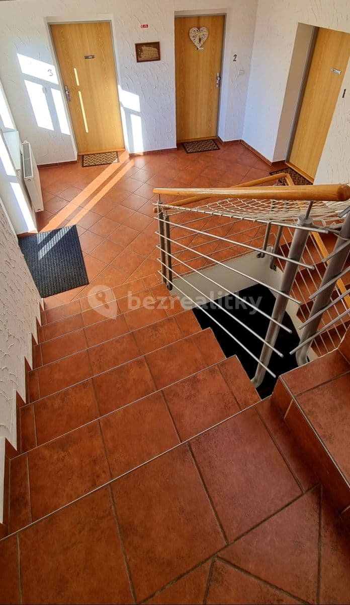 Pronájem bytu 2+kk 54 m², náměstí Míru, Fryšták, Zlínský kraj Pronájem bytu 2+kk 54 m², náměstí Míru, Fryšták, Zlínský kraj