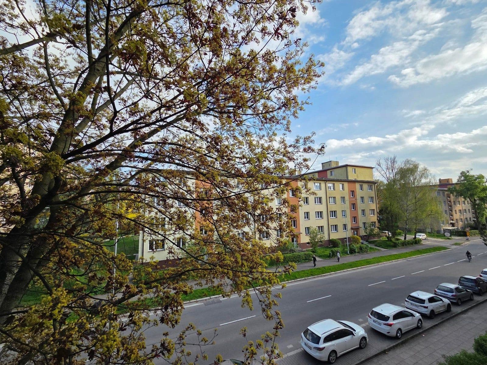 Pronájem bytu 3+1 66 m², Kosmonautů, Karviná, Moravskoslezský kraj Pronájem bytu 3+1 66 m², Kosmonautů, Karviná, Moravskoslezský kraj