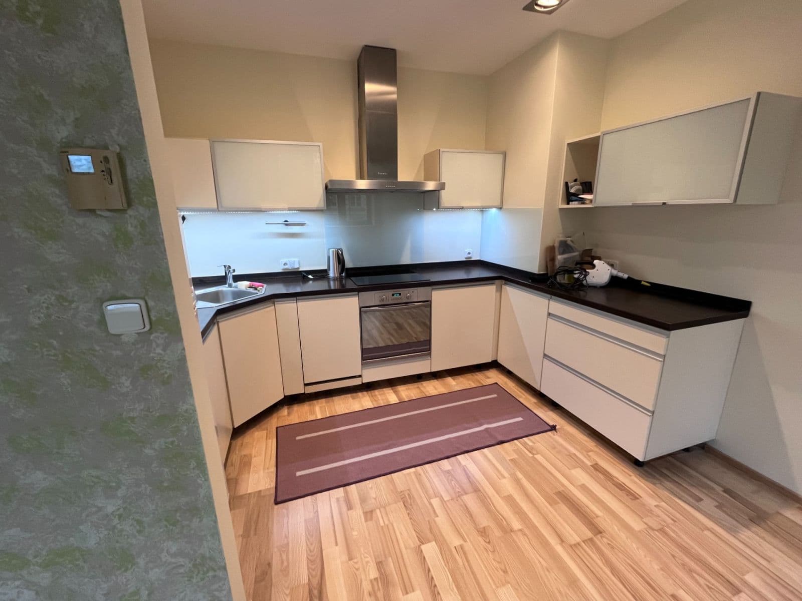 Pronájem bytu 2+kk 47 m², U reálky, Olomouc, Olomoucký kraj Pronájem bytu 2+kk 47 m², U reálky, Olomouc, Olomoucký kraj