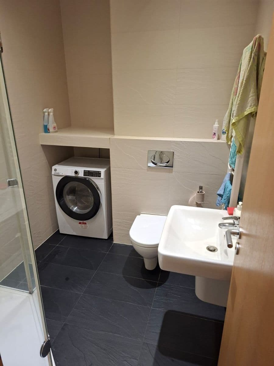 Pronájem bytu 2+kk 47 m², U reálky, Olomouc, Olomoucký kraj Pronájem bytu 2+kk 47 m², U reálky, Olomouc, Olomoucký kraj