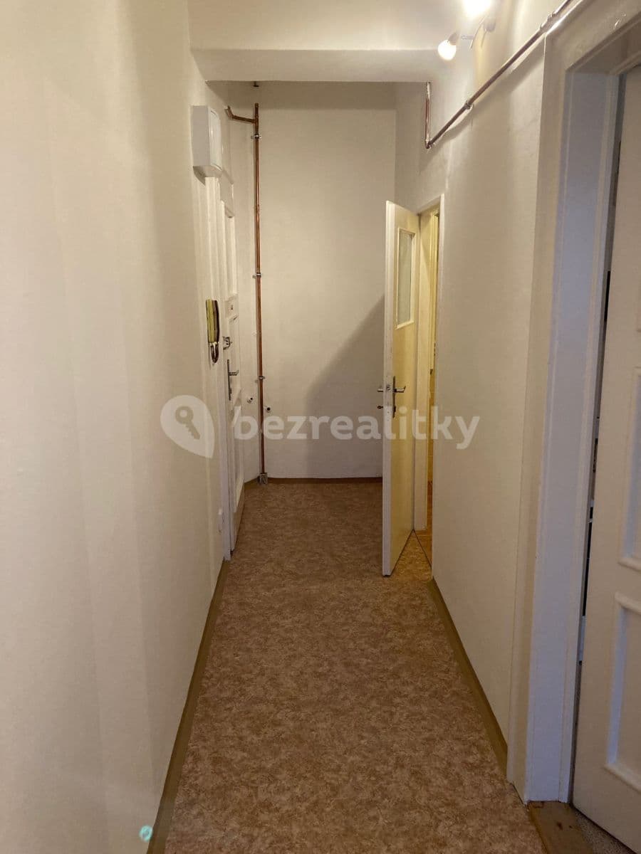 Pronájem bytu 1+kk 30 m², V Zahradách, Praha, Praha Pronájem bytu 1+kk 30 m², V Zahradách, Praha, Praha