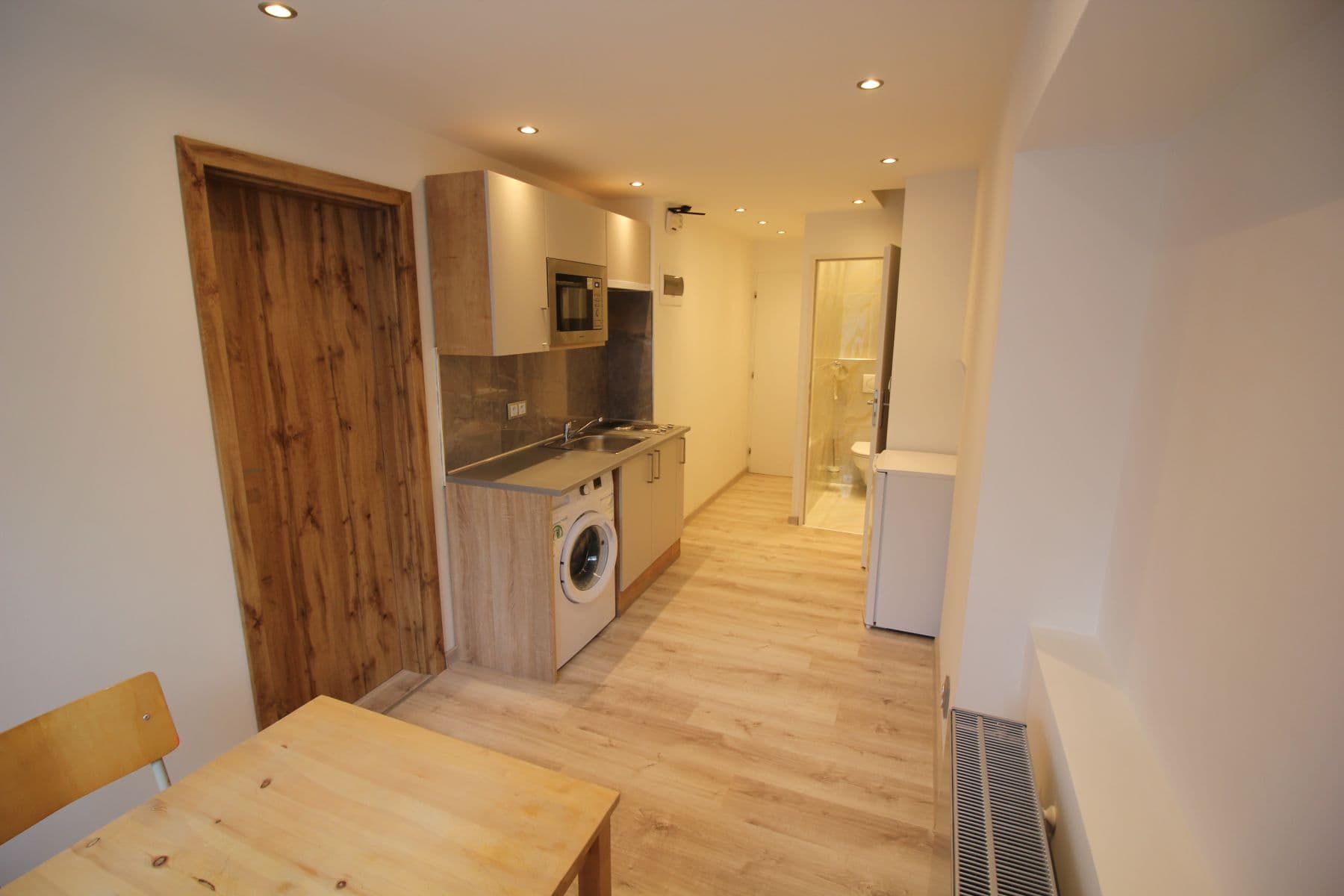 Pronájem bytu 1+1 30 m², Plzeňská, Praha, Praha Pronájem bytu 1+1 30 m², Plzeňská, Praha, Praha