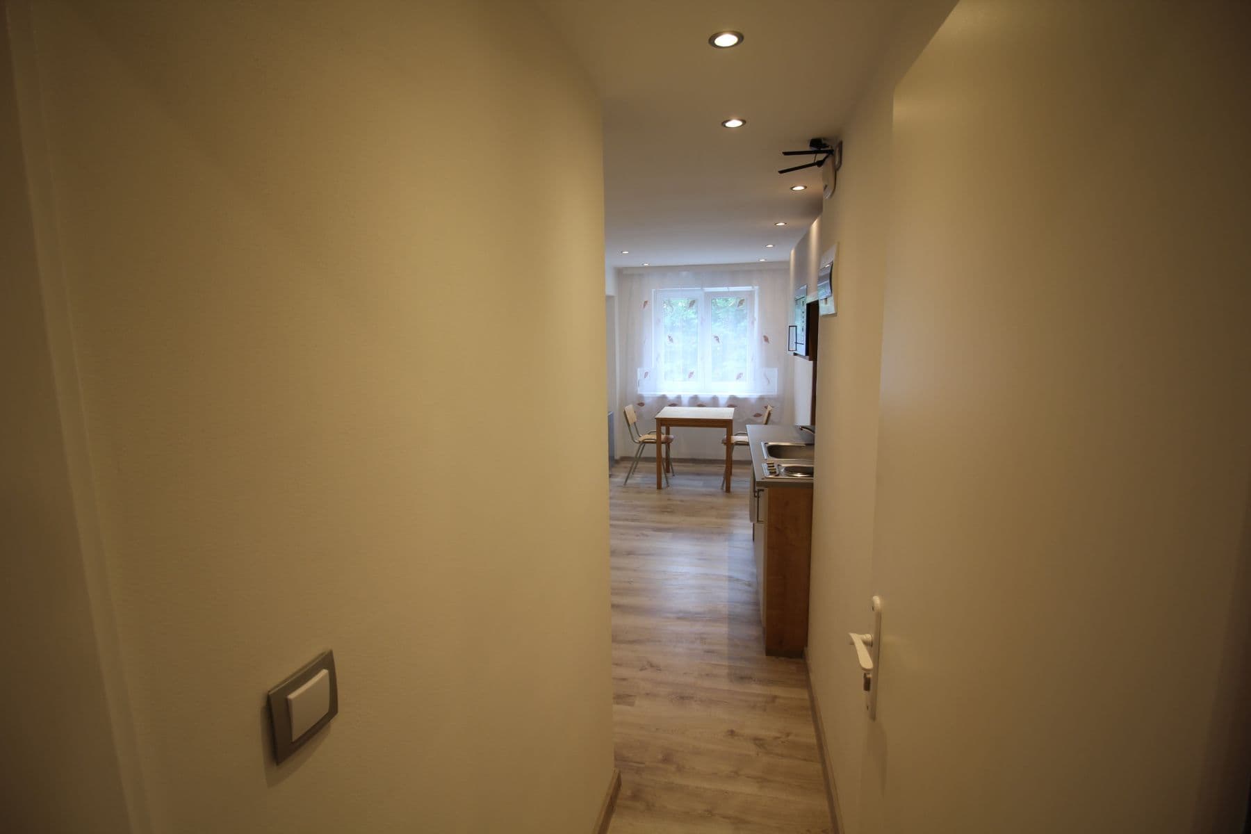 Pronájem bytu 1+1 30 m², Plzeňská, Praha, Praha Pronájem bytu 1+1 30 m², Plzeňská, Praha, Praha