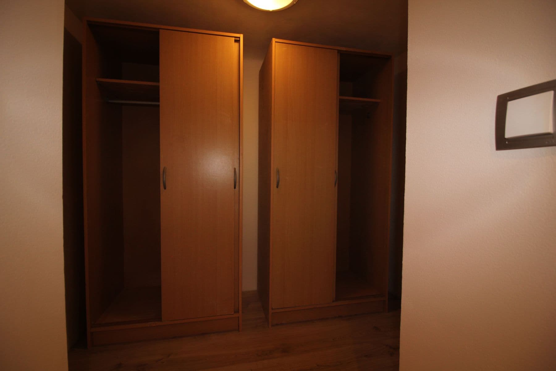 Pronájem bytu 1+1 30 m², Plzeňská, Praha, Praha Pronájem bytu 1+1 30 m², Plzeňská, Praha, Praha
