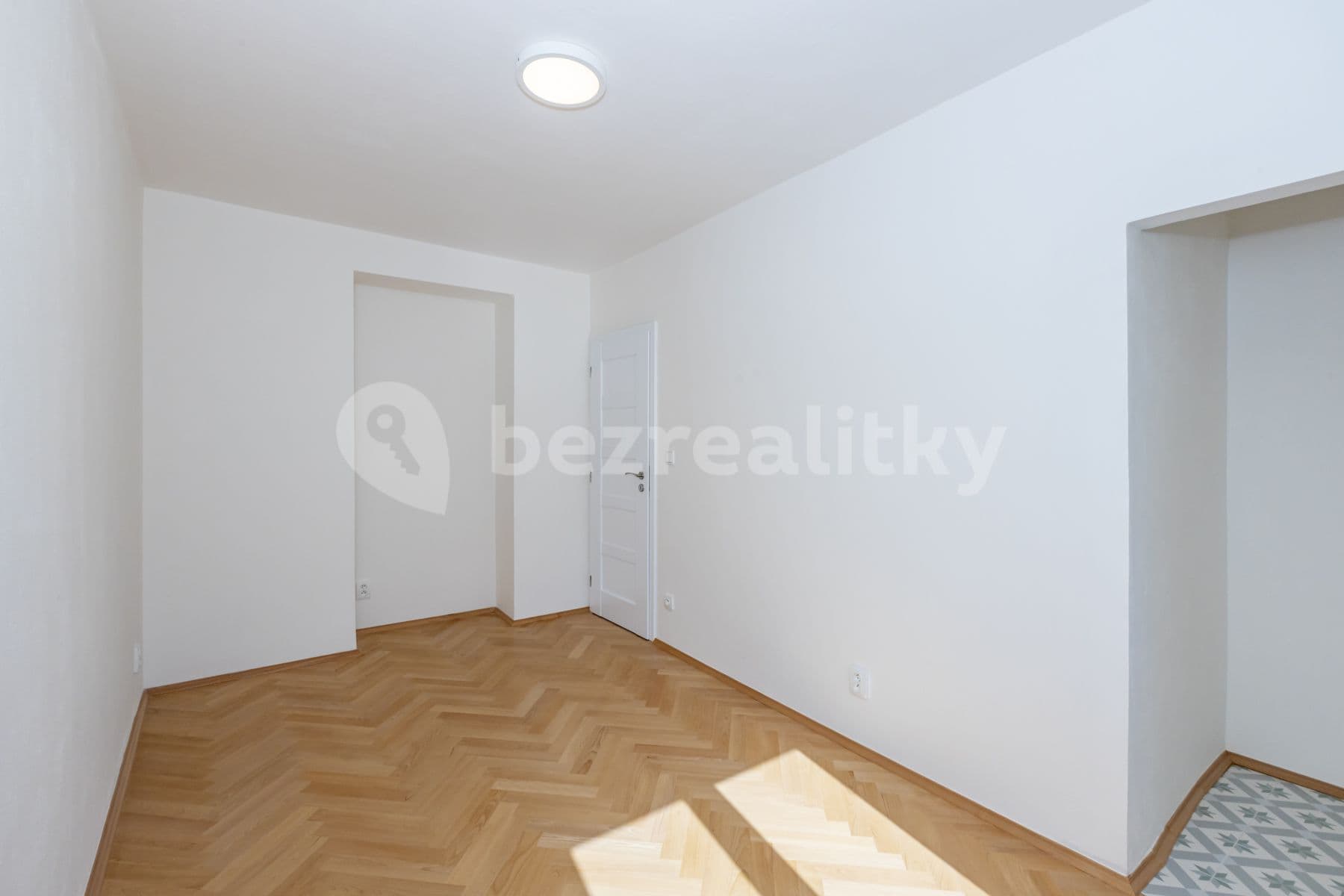 Pronájem bytu 3+kk 65 m², Dukelská, Odolena Voda, Středočeský kraj Pronájem bytu 3+kk 65 m², Dukelská, Odolena Voda, Středočeský kraj