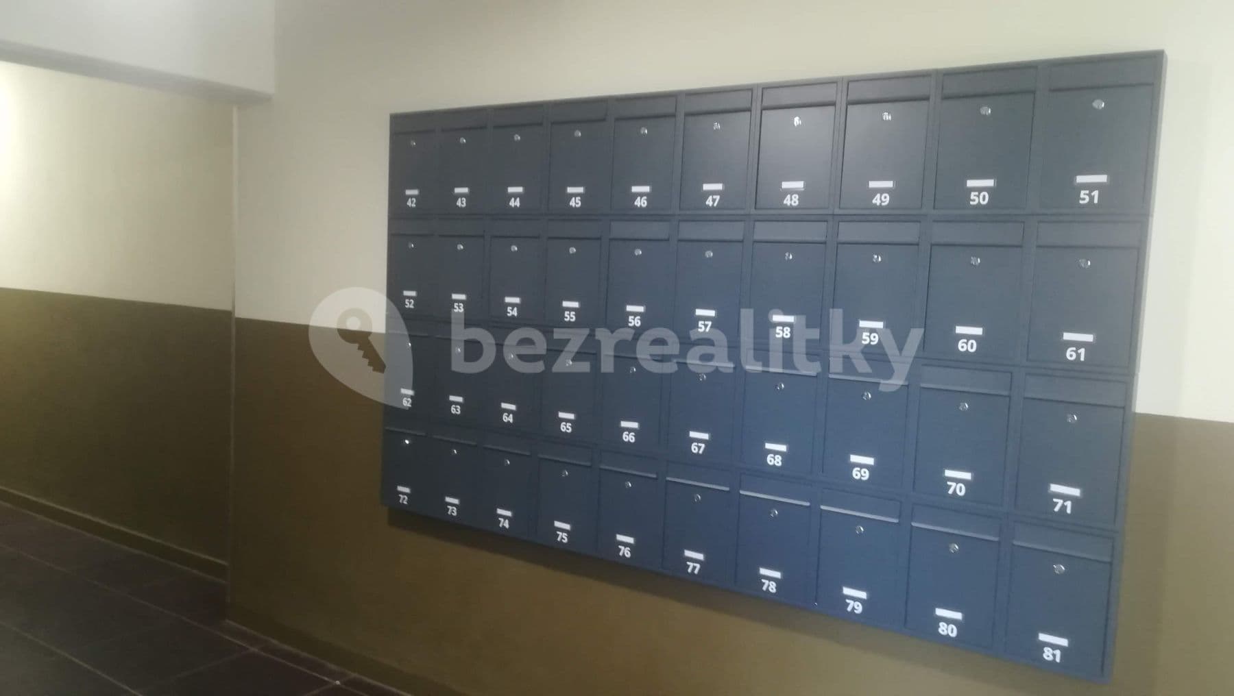 Pronájem bytu Garsoniéra 25 m², Charkovská, Karlovy Vary, Karlovarský kraj Pronájem bytu Garsoniéra 25 m², Charkovská, Karlovy Vary, Karlovarský kraj