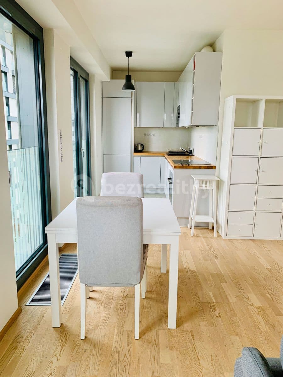 Pronájem bytu 2+kk 71 m², Olšanská, Praha, Praha Pronájem bytu 2+kk 71 m², Olšanská, Praha, Praha