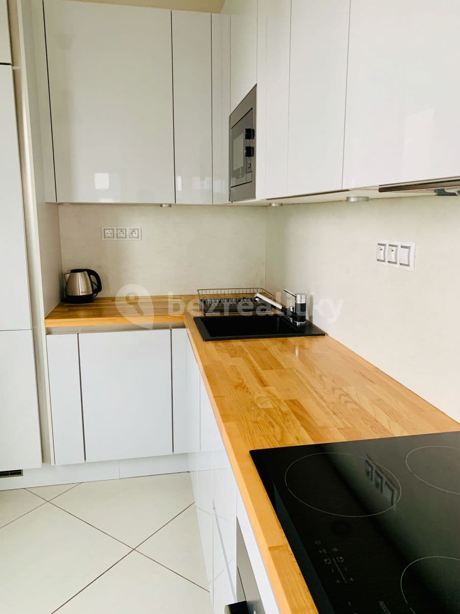 Pronájem bytu 2+kk 71 m², Olšanská, Praha, Praha Pronájem bytu 2+kk 71 m², Olšanská, Praha, Praha