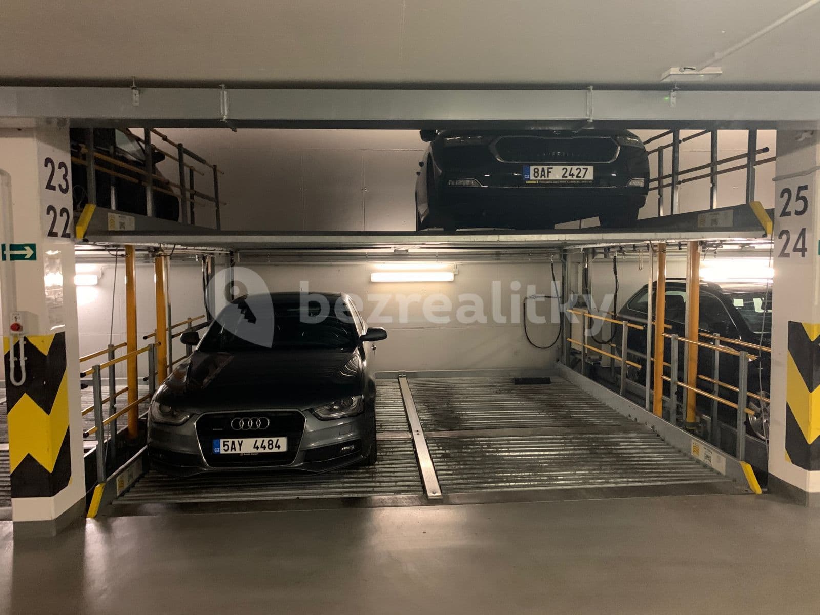 Pronájem bytu 3+kk 80 m², V Zahradách, Praha, Praha Pronájem bytu 3+kk 80 m², V Zahradách, Praha, Praha