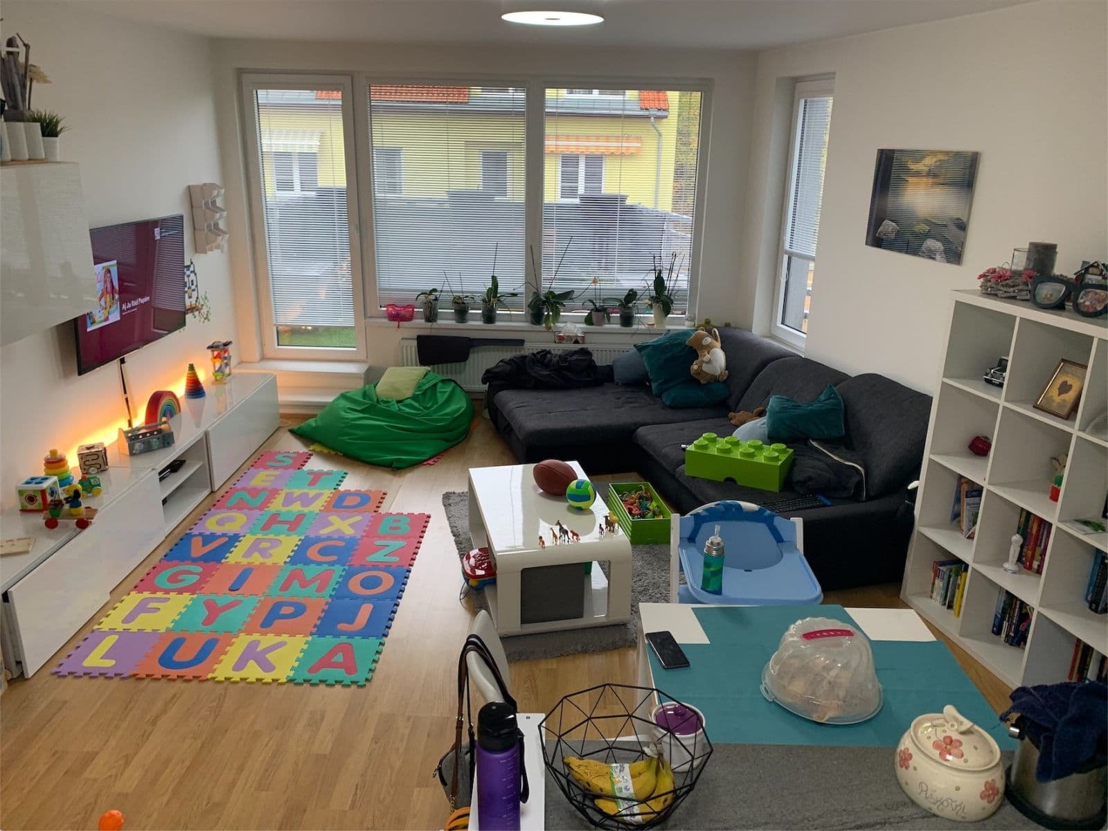 Pronájem bytu 3+kk 80 m², V Zahradách, Praha, Praha Pronájem bytu 3+kk 80 m², V Zahradách, Praha, Praha