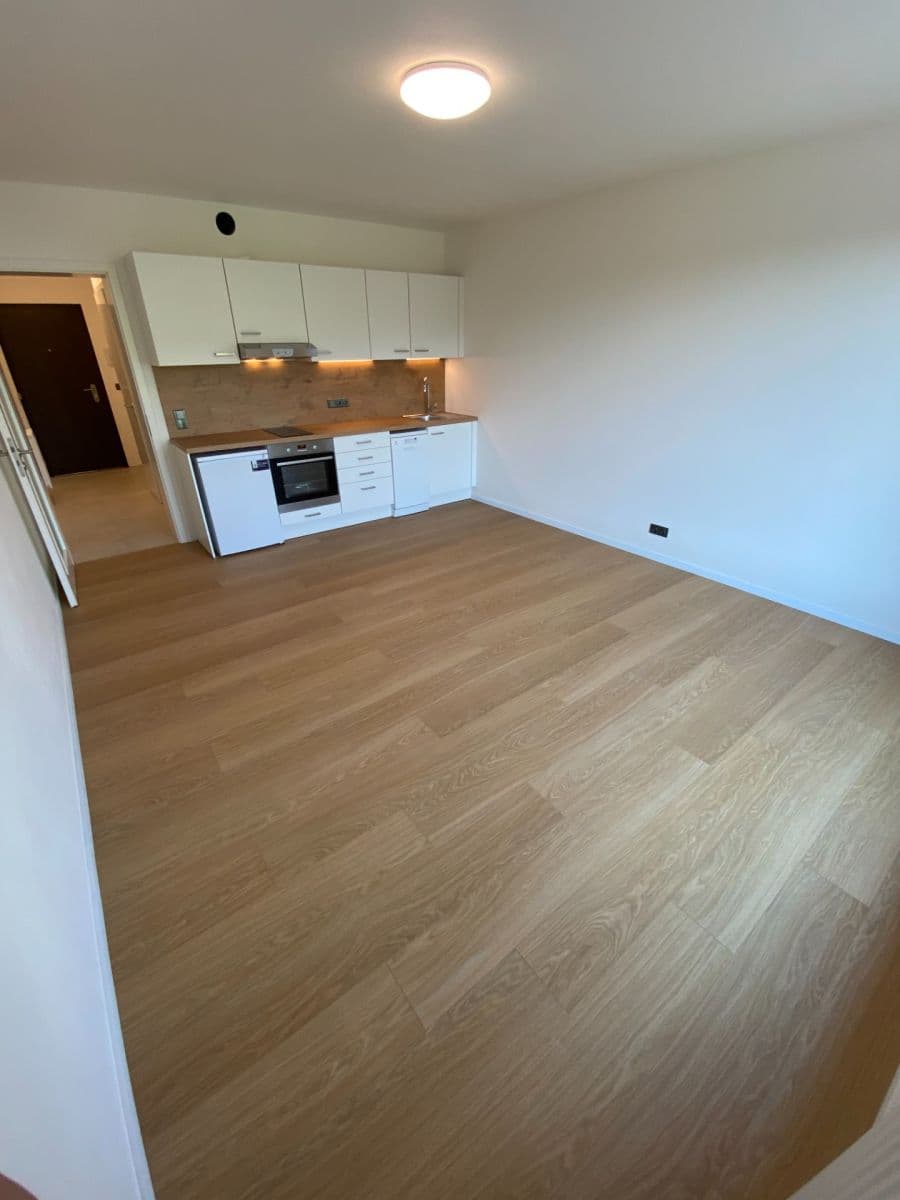 Pronájem bytu 1+kk 31 m², K Vltavě, Praha, Praha Pronájem bytu 1+kk 31 m², K Vltavě, Praha, Praha