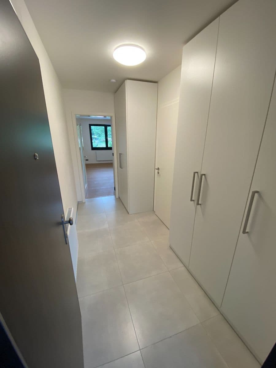 Pronájem bytu 1+kk 31 m², K Vltavě, Praha, Praha Pronájem bytu 1+kk 31 m², K Vltavě, Praha, Praha