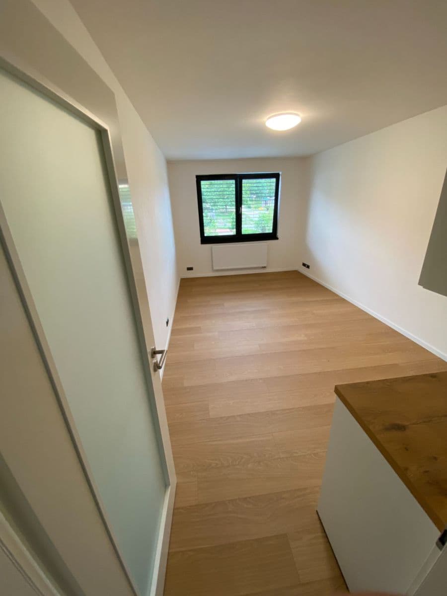Pronájem bytu 1+kk 31 m², K Vltavě, Praha, Praha Pronájem bytu 1+kk 31 m², K Vltavě, Praha, Praha