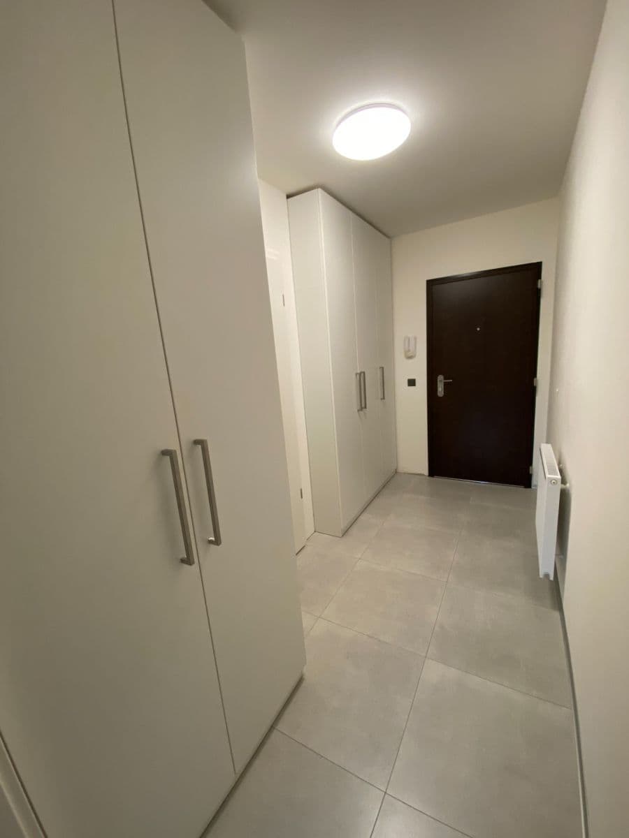 Pronájem bytu 1+kk 31 m², K Vltavě, Praha, Praha Pronájem bytu 1+kk 31 m², K Vltavě, Praha, Praha