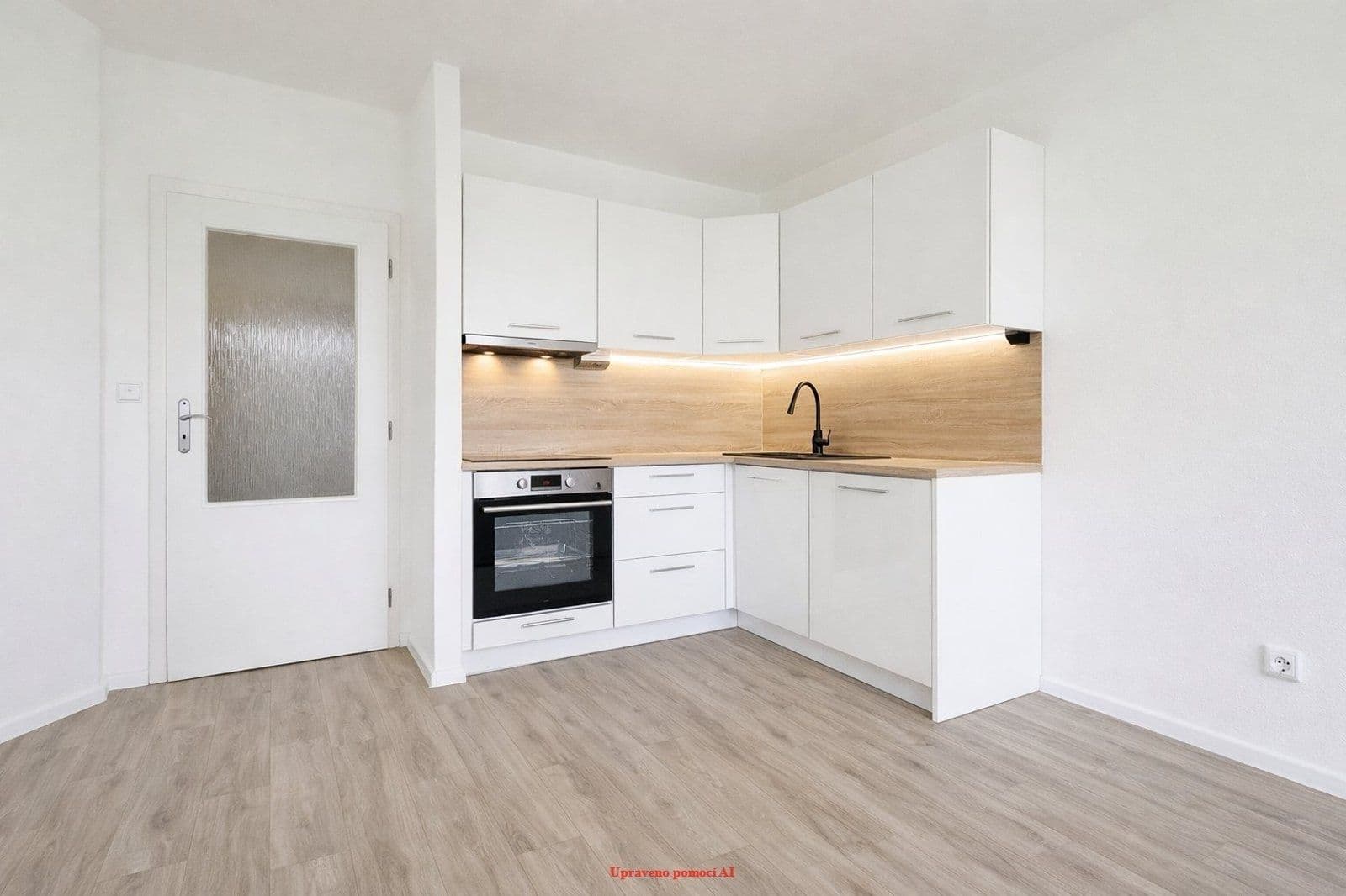 Pronájem bytu 1+kk 27 m², Sovova, Karviná, Moravskoslezský kraj Pronájem bytu 1+kk 27 m², Sovova, Karviná, Moravskoslezský kraj