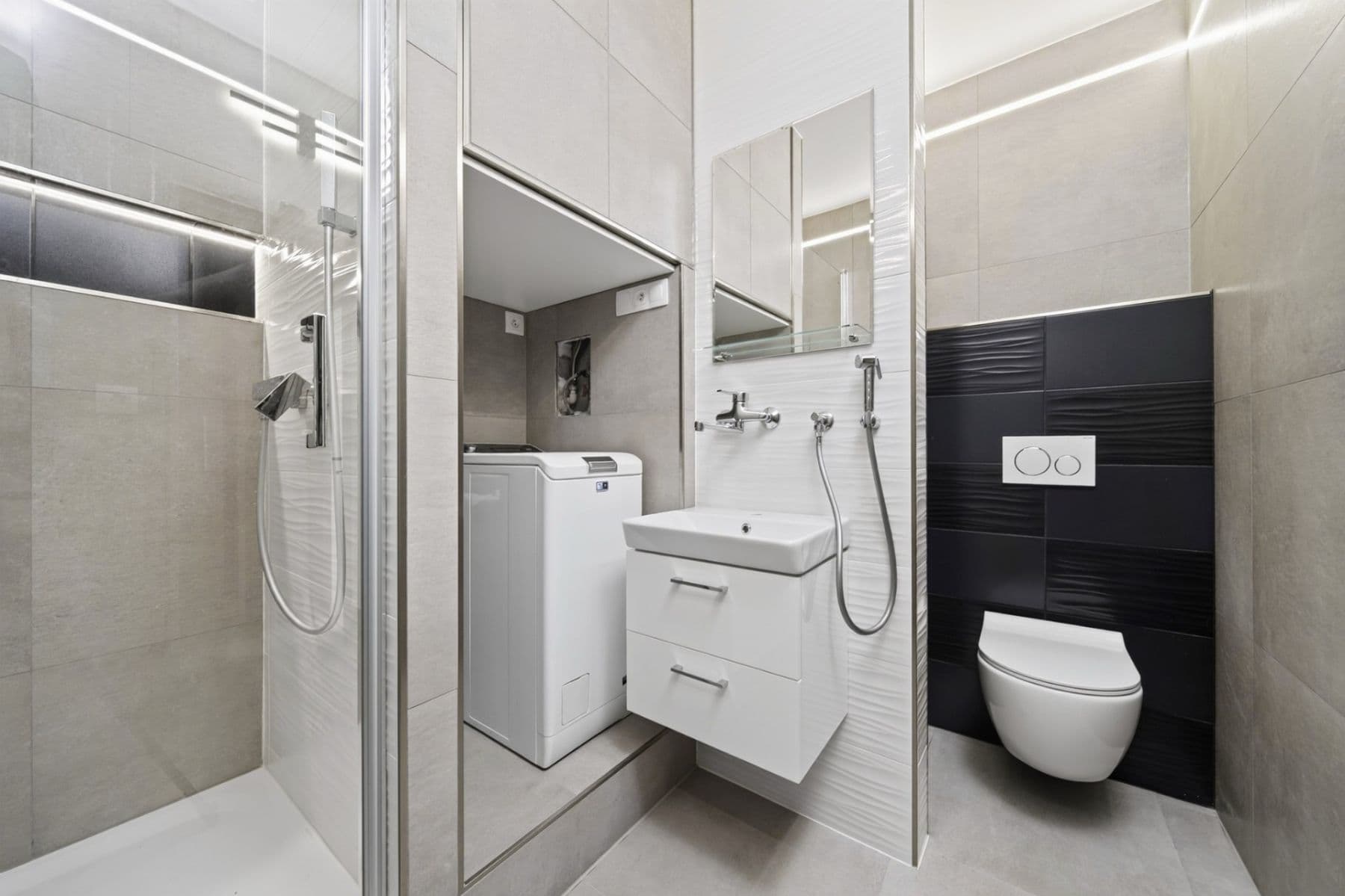 Pronájem bytu 2+1 36 m², Na Vinici III., Klášter, Plzeňský kraj Pronájem bytu 2+1 36 m², Na Vinici III., Klášter, Plzeňský kraj