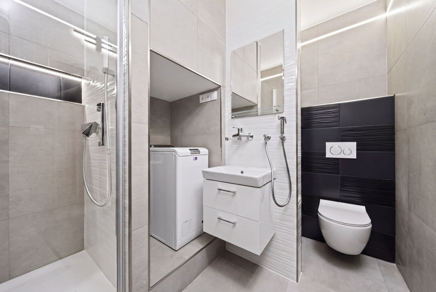 Pronájem bytu 2+1 36 m², Na Vinici III., Klášter, Plzeňský kraj Pronájem bytu 2+1 36 m², Na Vinici III., Klášter, Plzeňský kraj