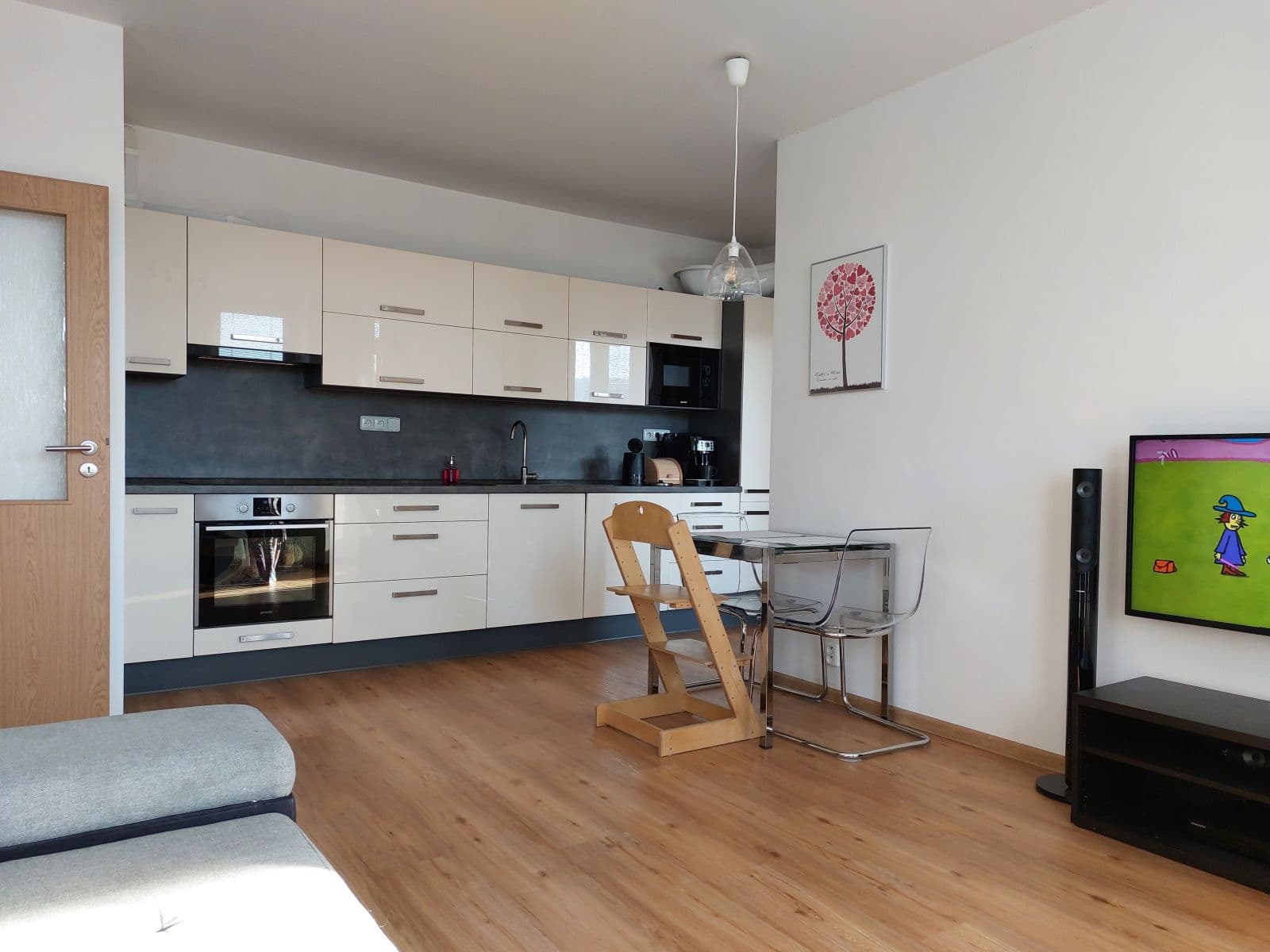 Pronájem bytu 3+kk 55 m², Na Horizontu, Králův Dvůr, Středočeský kraj Pronájem bytu 3+kk 55 m², Na Horizontu, Králův Dvůr, Středočeský kraj