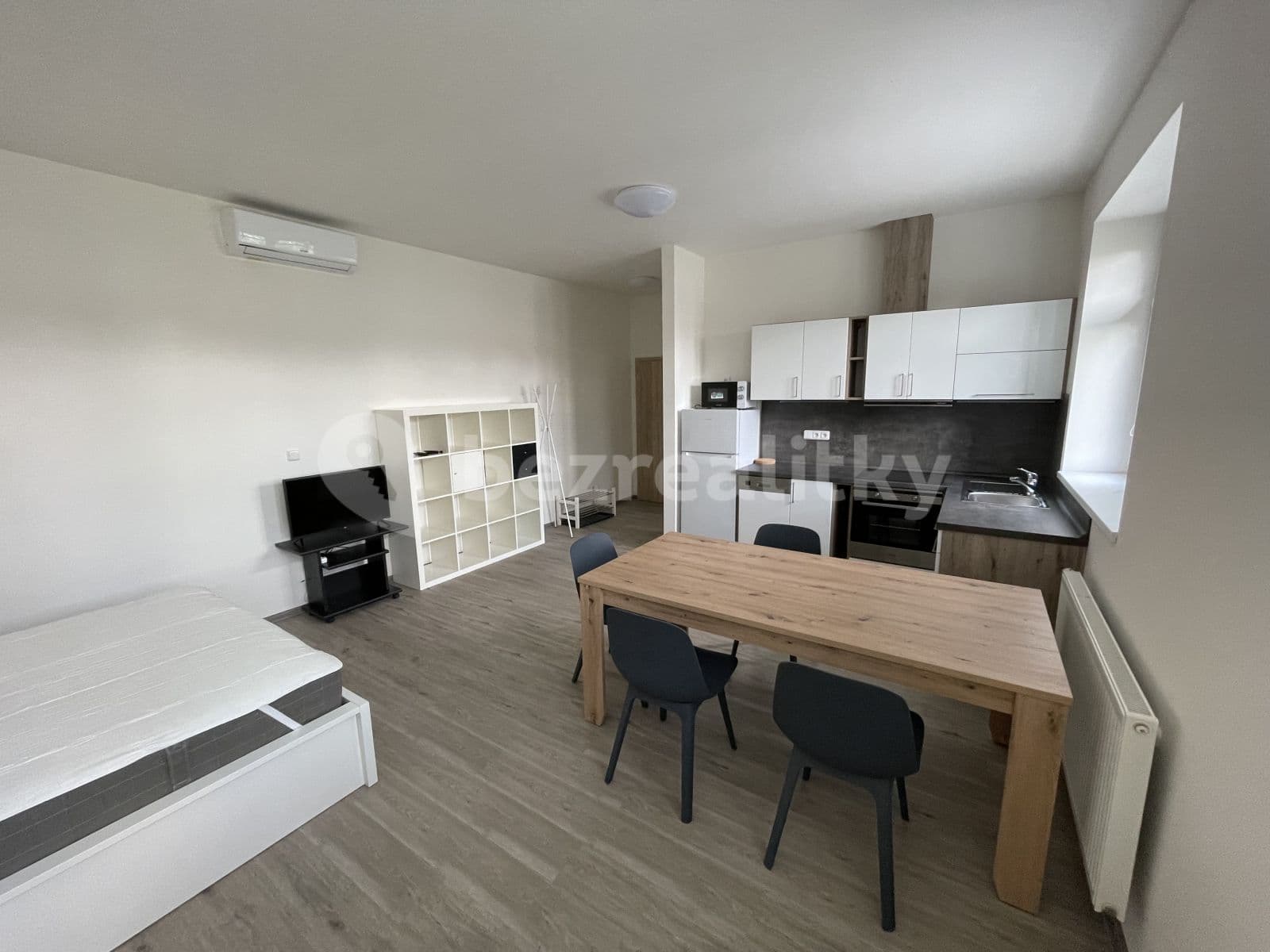 Pronájem bytu 1+kk 35 m², Kolískova, Brno, Jihomoravský kraj Pronájem bytu 1+kk 35 m², Kolískova, Brno, Jihomoravský kraj