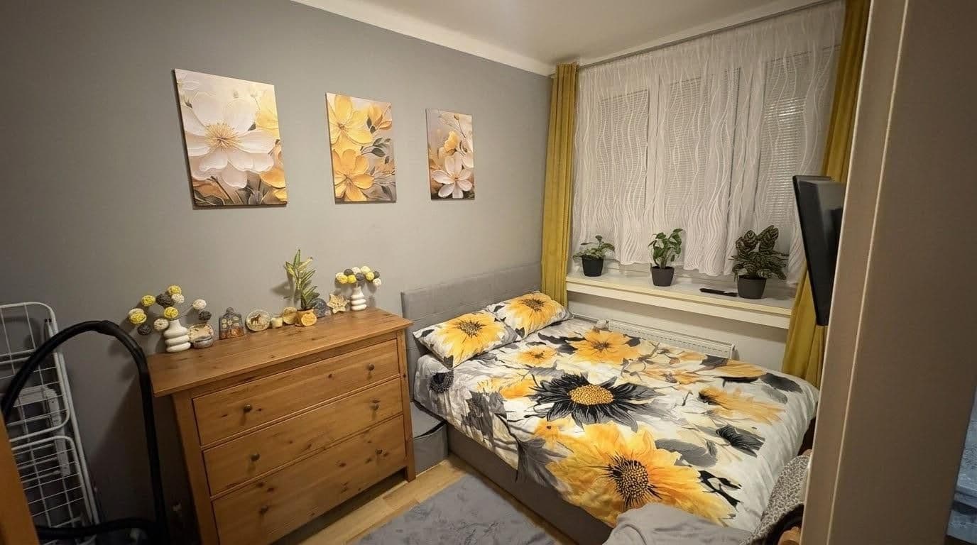 Pronájem bytu 2+kk 40 m², Moskevská, Kladno, Středočeský kraj Pronájem bytu 2+kk 40 m², Moskevská, Kladno, Středočeský kraj
