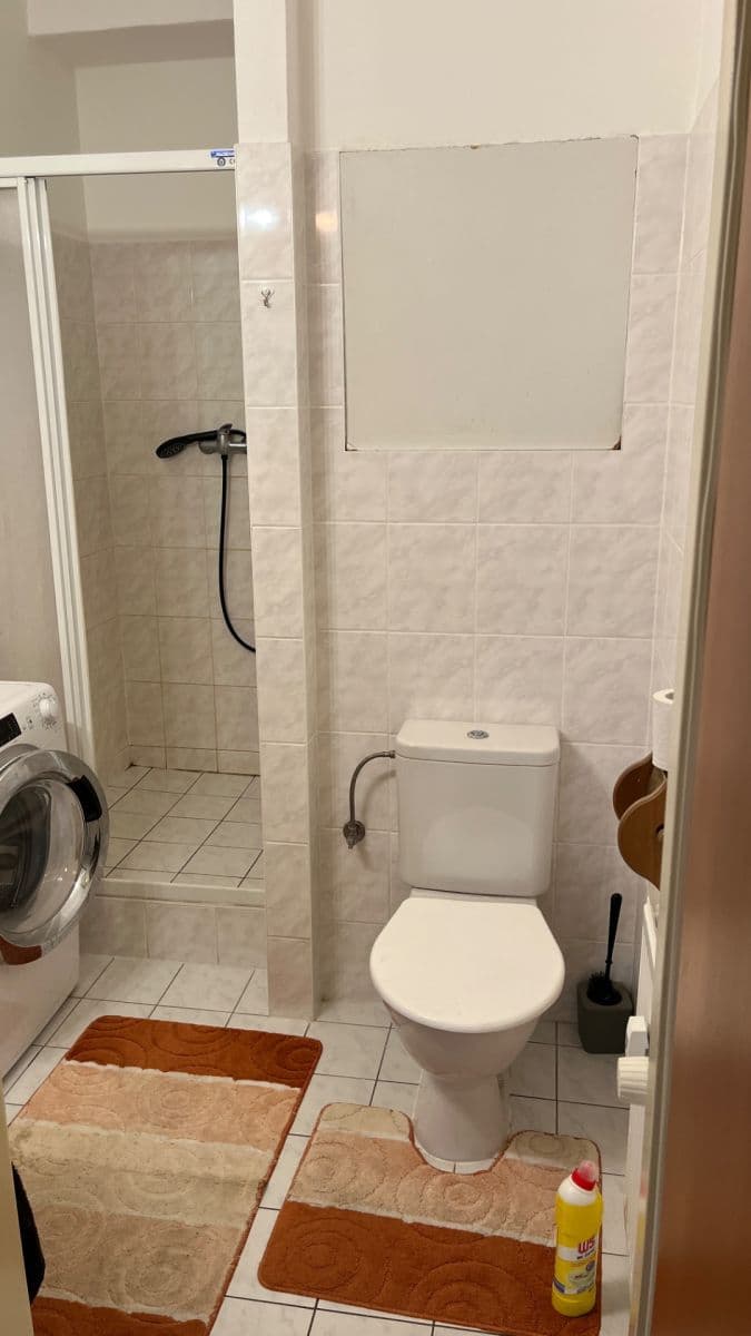 Pronájem bytu 2+kk 40 m², Moskevská, Kladno, Středočeský kraj Pronájem bytu 2+kk 40 m², Moskevská, Kladno, Středočeský kraj