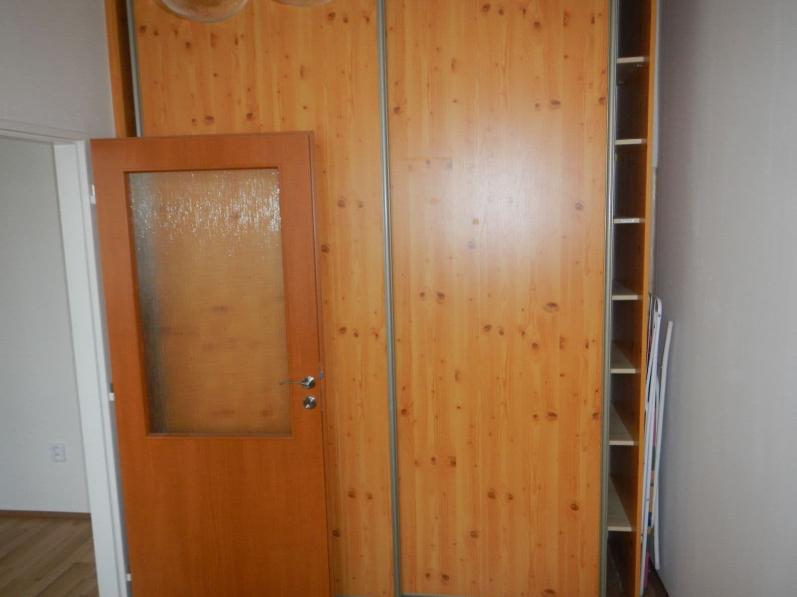 Pronájem bytu 2+kk 40 m², Moskevská, Kladno, Středočeský kraj Pronájem bytu 2+kk 40 m², Moskevská, Kladno, Středočeský kraj