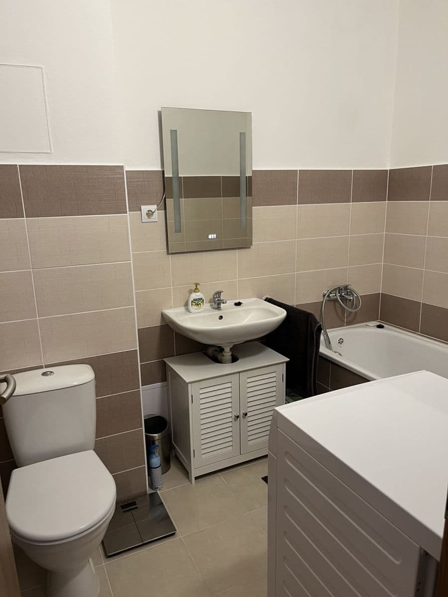 Pronájem bytu 2+kk 53 m², Starý Dvůr, Hrádek nad Nisou, Liberecký kraj Pronájem bytu 2+kk 53 m², Starý Dvůr, Hrádek nad Nisou, Liberecký kraj