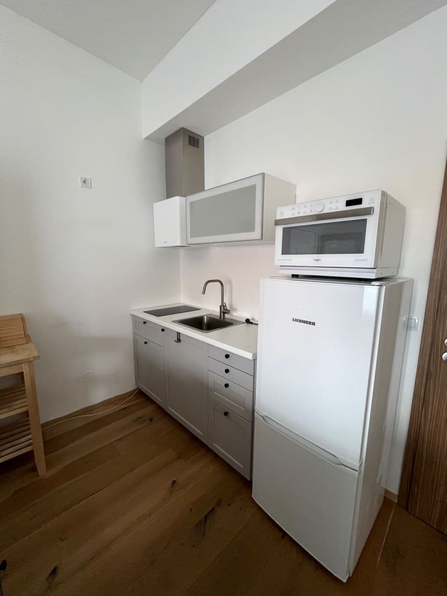 Pronájem bytu 2+kk 53 m², Starý Dvůr, Hrádek nad Nisou, Liberecký kraj Pronájem bytu 2+kk 53 m², Starý Dvůr, Hrádek nad Nisou, Liberecký kraj