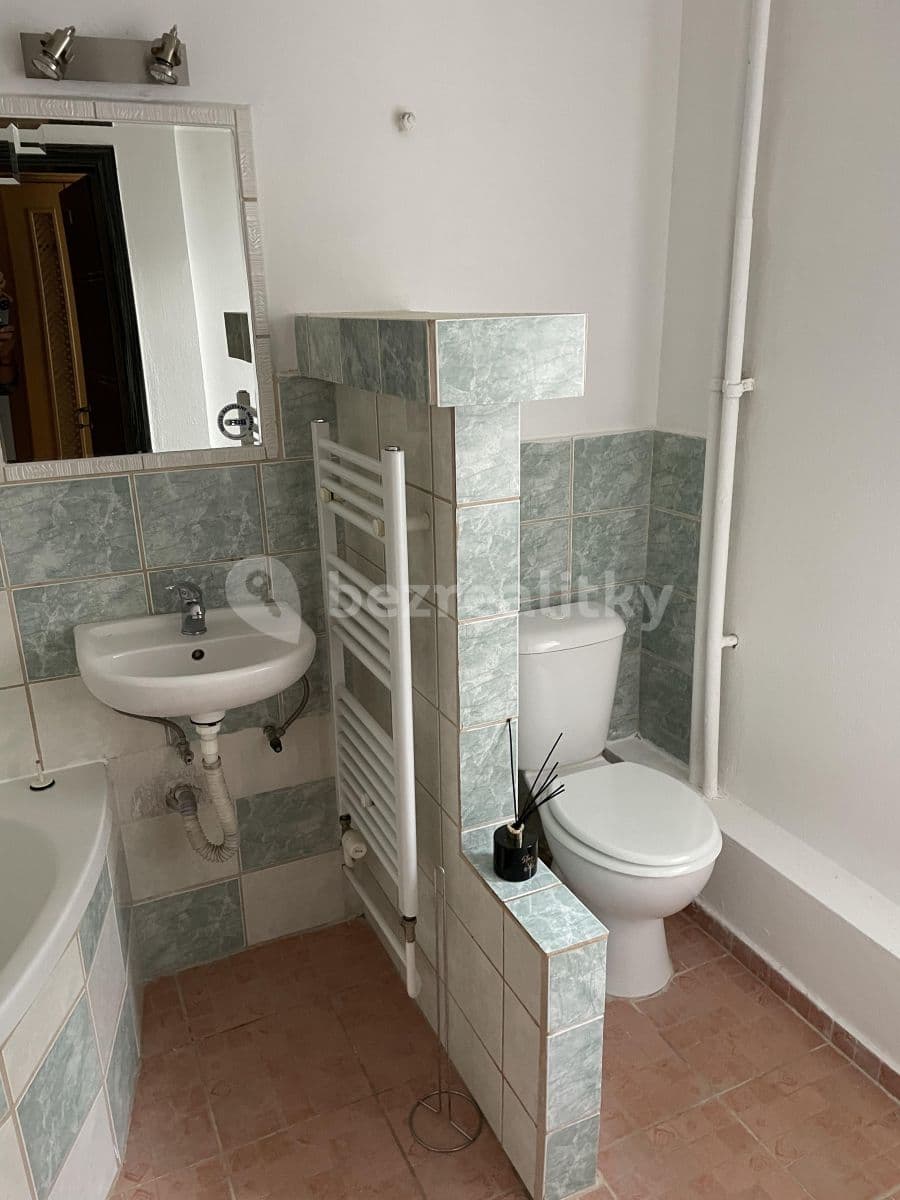 Pronájem bytu 1+1 50 m², 28. října, Příbram, Středočeský kraj Pronájem bytu 1+1 50 m², 28. října, Příbram, Středočeský kraj